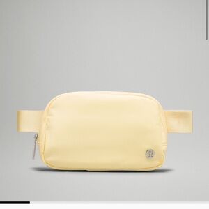 LULU yellow belt bag (long strap)